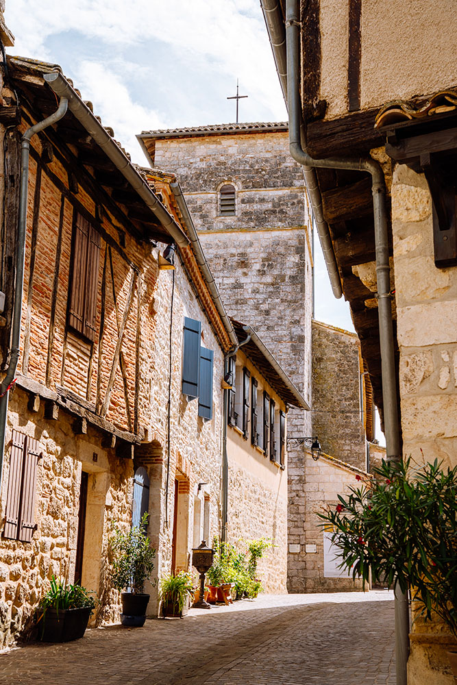 Eglise de Castelnau-de-Montmiral dans le Tarn